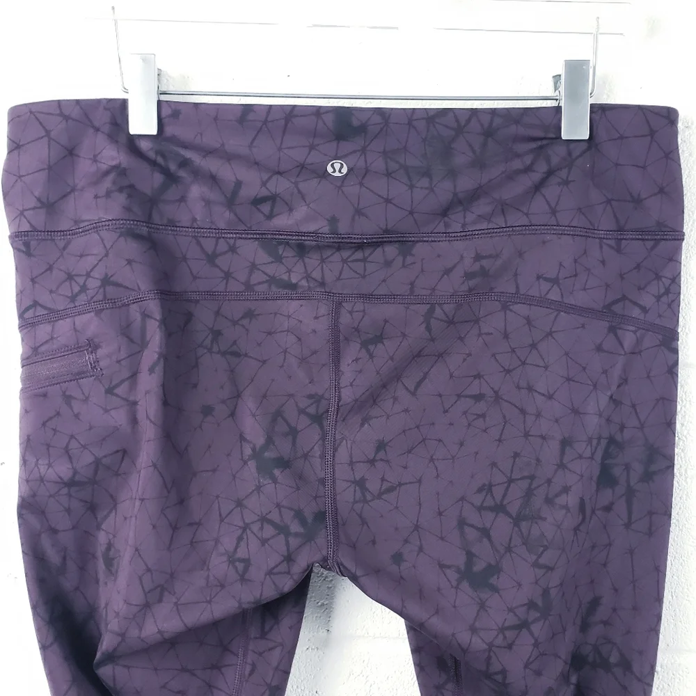 Lululemon Run Top Speed‎ Star Crushed Black Cherry Cropped Legging Size 12